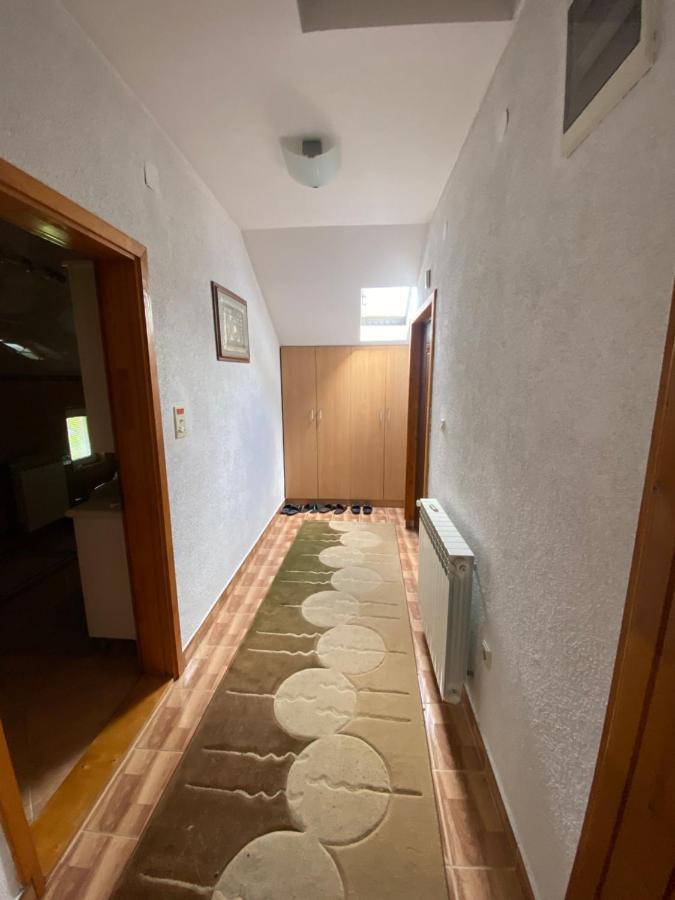 Adi Apartament